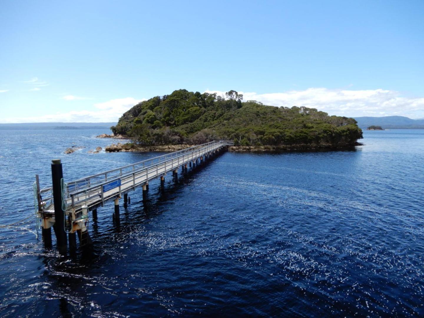 Castaway Holiday Apartments Strahan Exterior foto