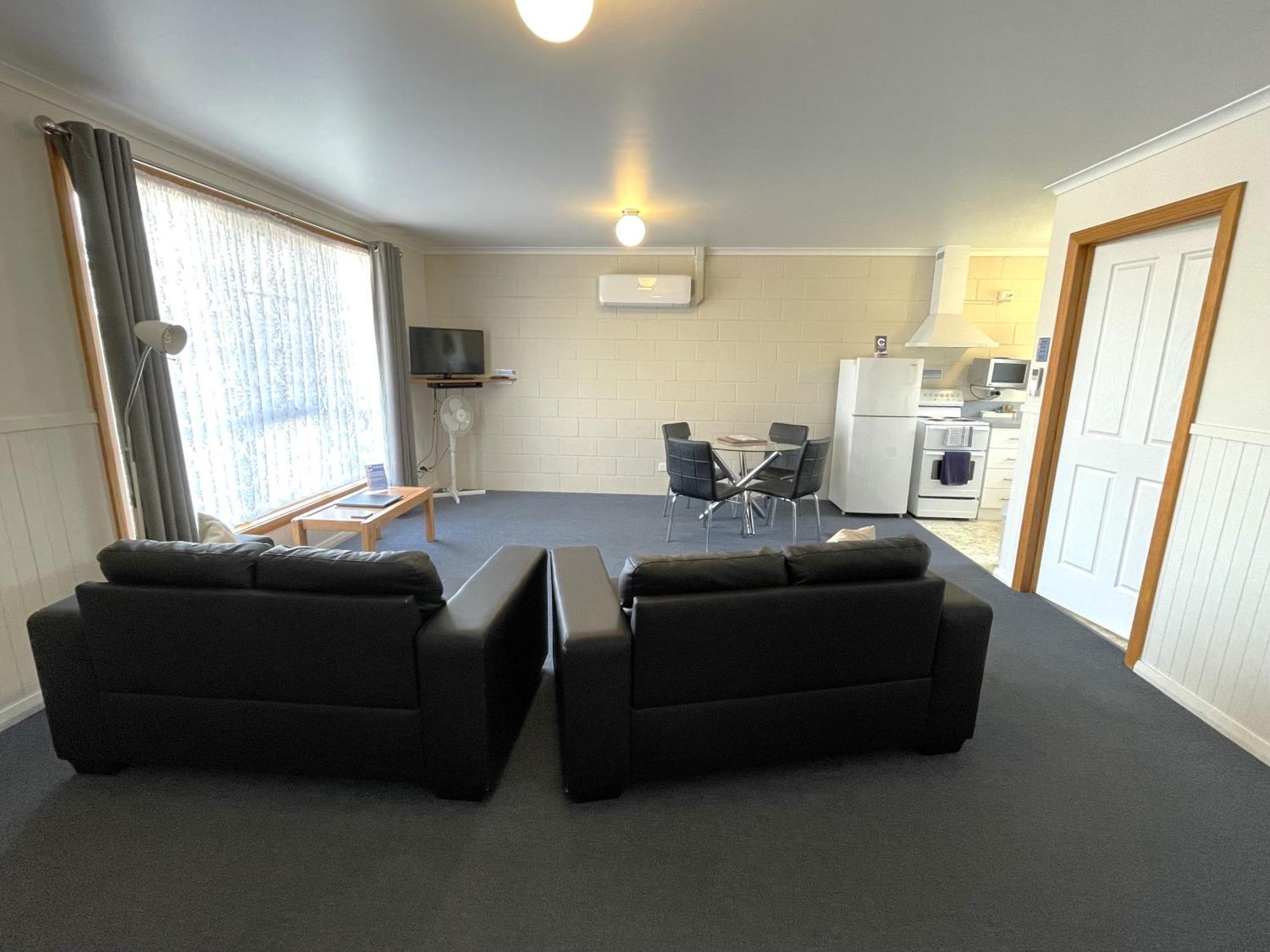 Castaway Holiday Apartments Strahan Exterior foto